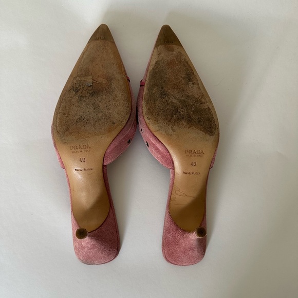 Vintage pink Prada suede heels - Picture 4 of 4